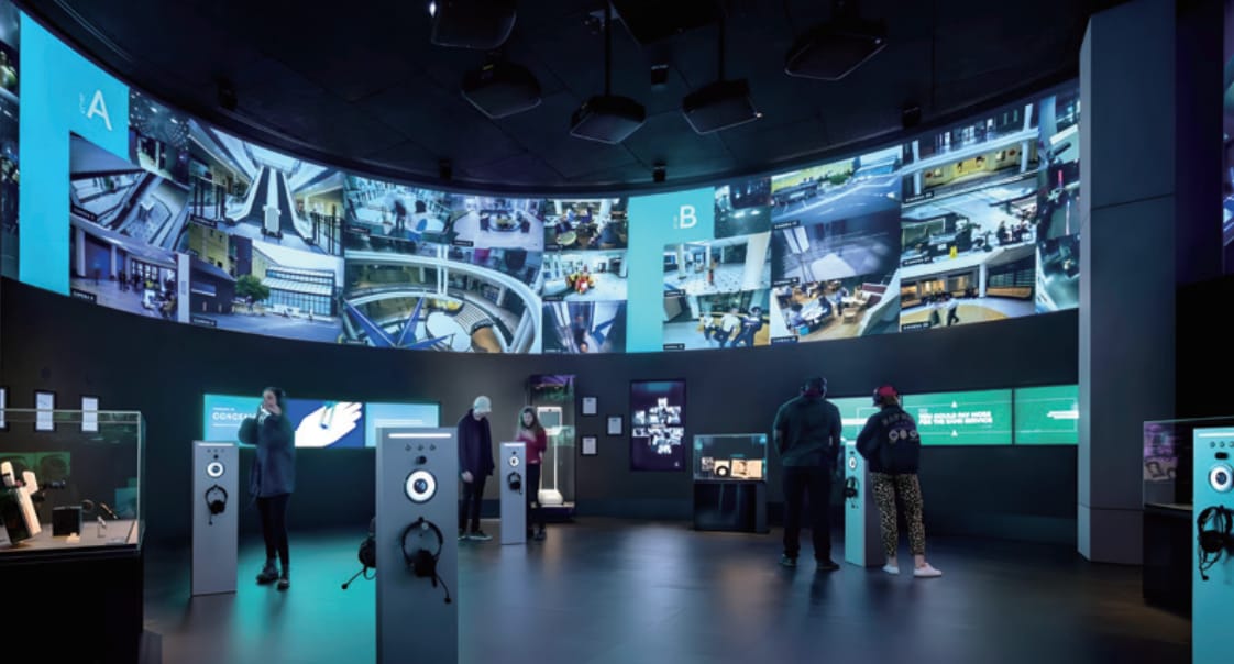 Indoor Commercial Display
